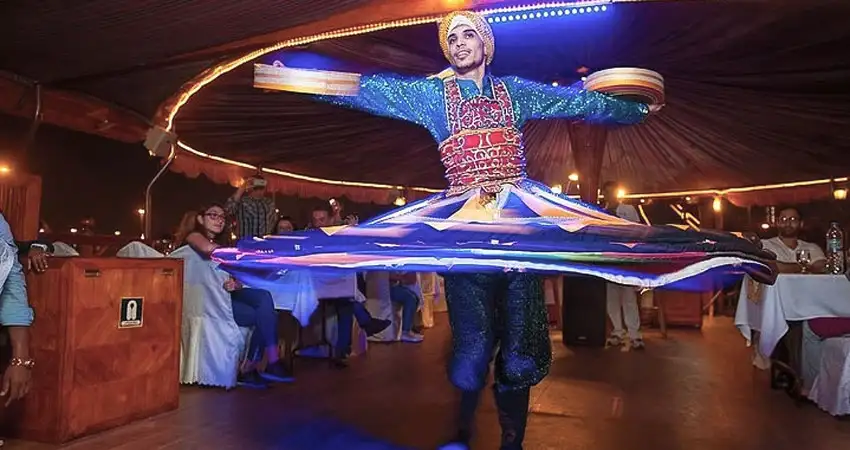 Dubai Marina Dhow Cruise With Transport